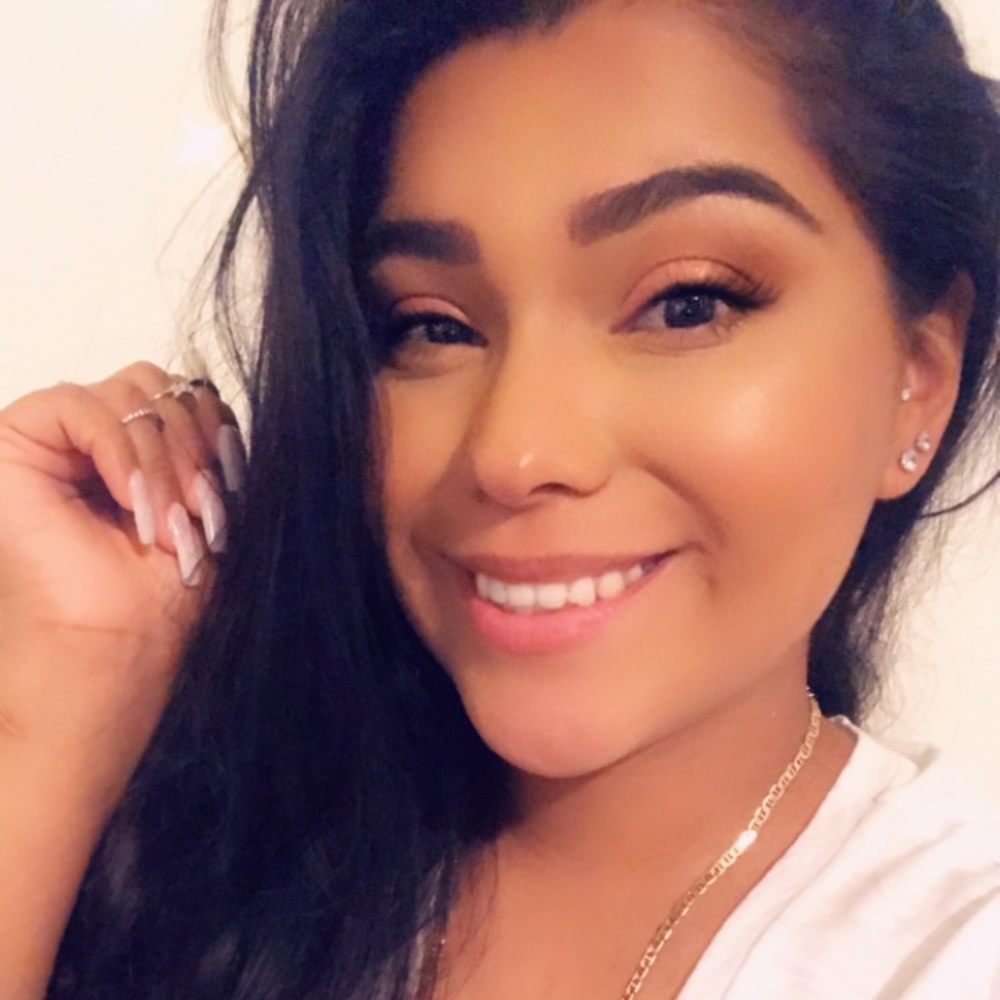 Meet your Posher, Rosario